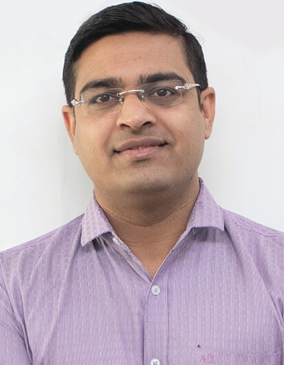 Our Leadership - Dr.Vaibhav Kapoor