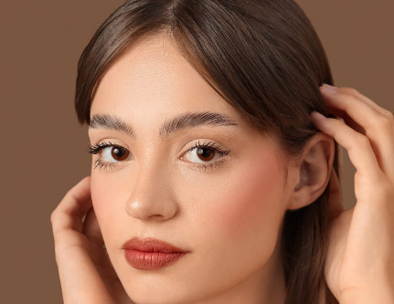 know-more-about-Eyebrow Shaping-treatment-in-Delhi